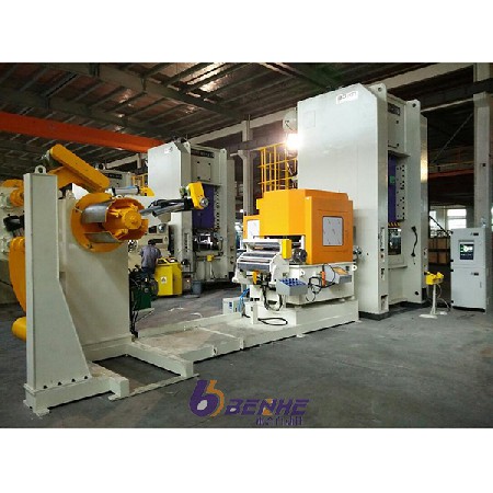 三合一送料機(jī)